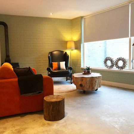 The Old Garage Bed & Breakfast Berkel-Enschot ภายนอก รูปภาพ